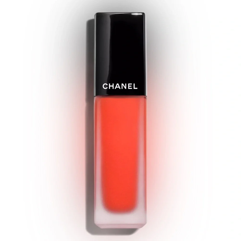 CHANEL Rouge Allure Liquid Velvet Lipstick - Vibrant Red